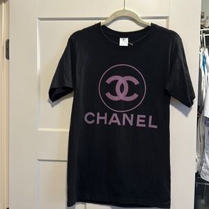 Chanel Graphic t-shirt never worn